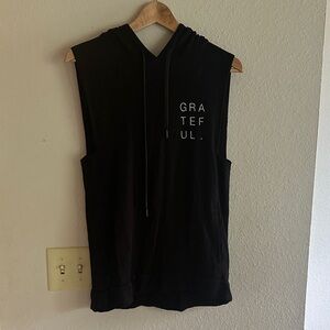 Good hyouman Black Sleeveless Hoodie with 'GRATEFUL' Print
